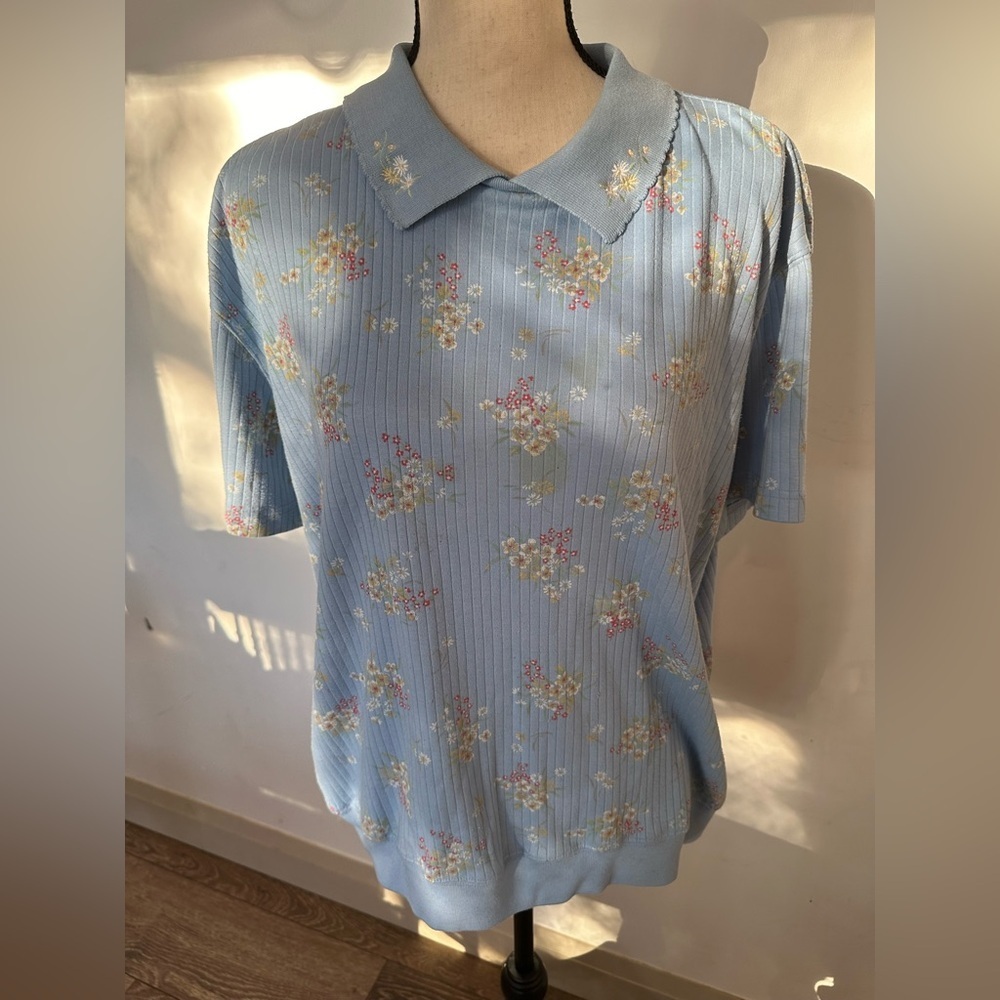 Bobbie Brooks 2 shirts blue and green floral collared vintage cotton tops SZ L